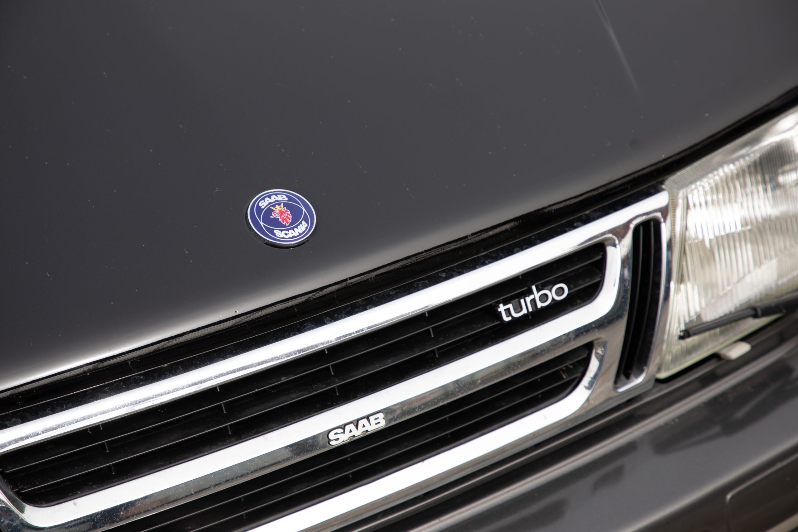Saab turbo automobile